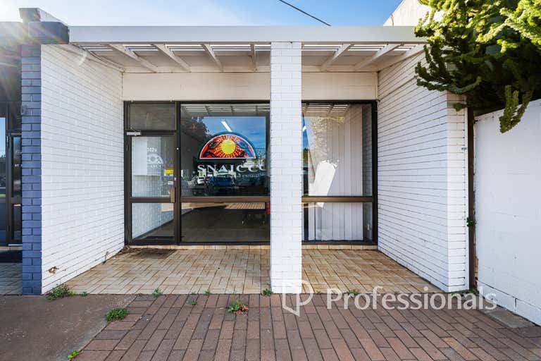 1 & 2/142 Lime Avenue Mildura VIC 3500 - Image 2