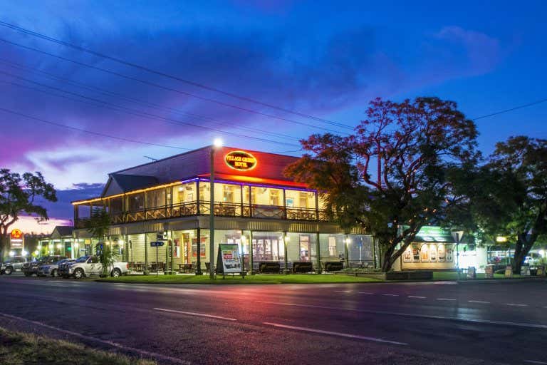 The Village Green Hotel , 230 Pound Street Grafton NSW 2460 - Image 1