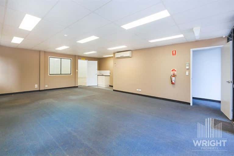 1/24 Eagleview Place Eagle Farm QLD 4009 - Image 3