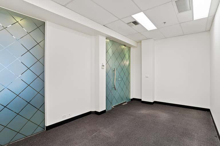 1405/1 Queens Road Melbourne VIC 3004 - Image 1