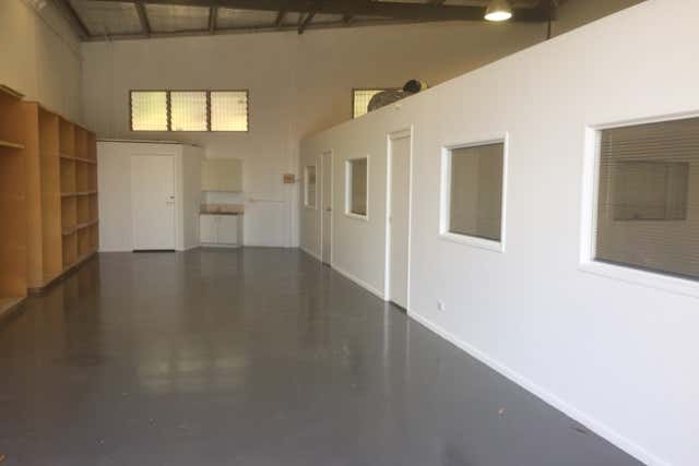 132m2 Office/Industrial Warehouse in Southport, 5/19 Tonga Place Parkwood QLD 4214 - Image 2