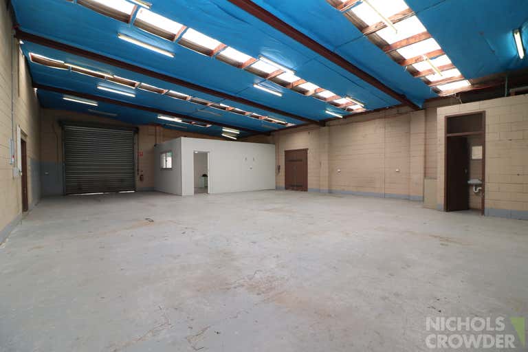 2/1 Rosella Street Frankston VIC 3199 - Image 1