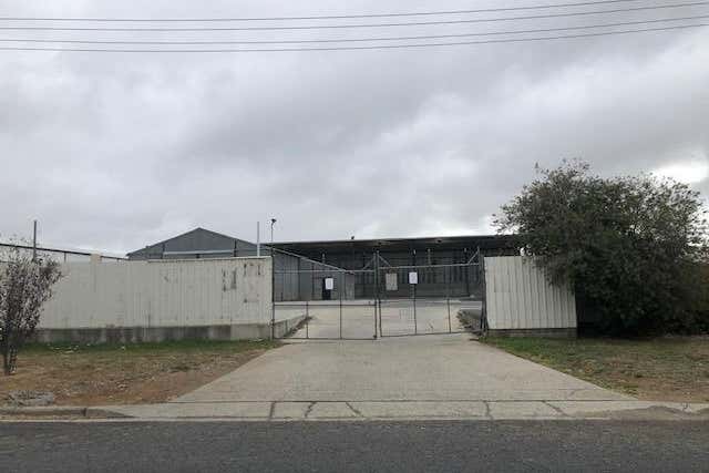 Whole Property, 4 Arnott Street Hume ACT 2620 - Image 4