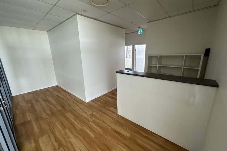 Brightwater Office, 11D/69/79  attenuata drive Mountain Creek QLD 4557 - Image 4