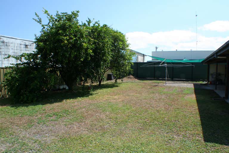 6 Donaldson Street Manunda QLD 4870 - Image 2