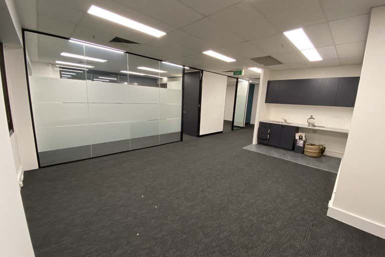 6/552 Lonsdale Street Melbourne VIC 3000 - Image 4