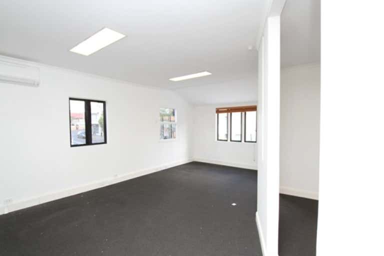 Unit 2, Second Floor, 618 Brunswick Street New Farm QLD 4005 - Image 1