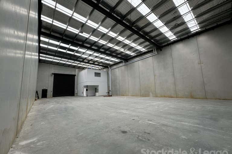 1/17 Sette Circuit Pakenham VIC 3810 - Image 2