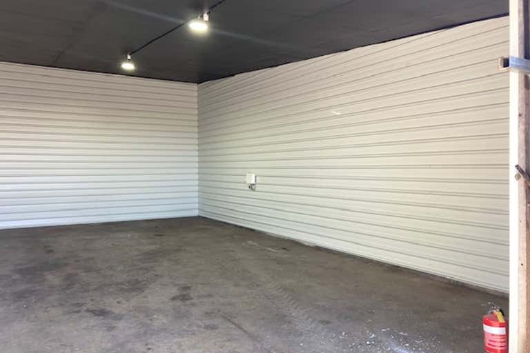 78 Vanity St Rockville QLD 4350 - Image 2
