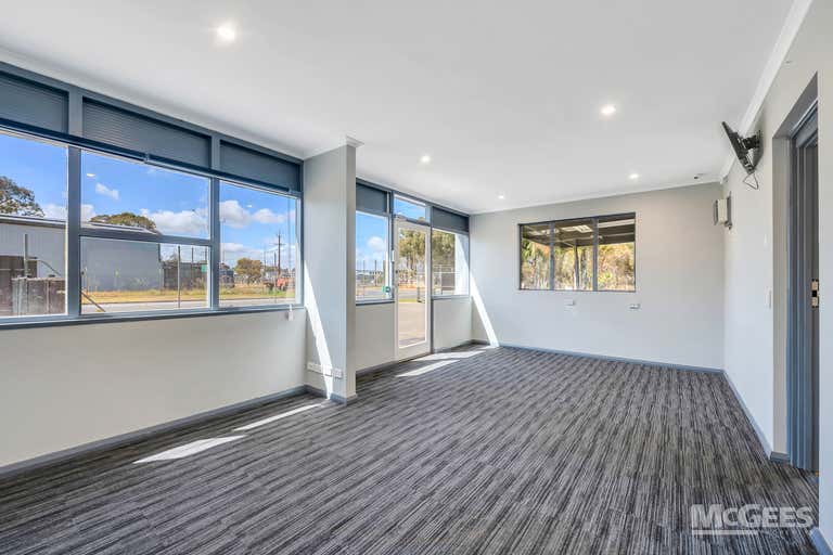 14 Bayer Road Elizabeth South SA 5112 - Image 2