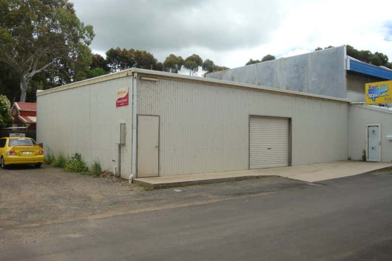 2/11, Foster Street Sale VIC 3850 - Image 1