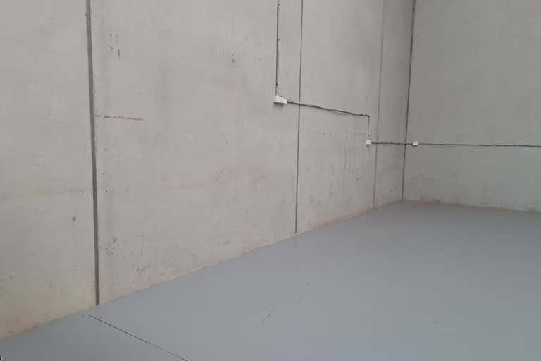 5/16 Network Drive Truganina VIC 3029 - Image 3