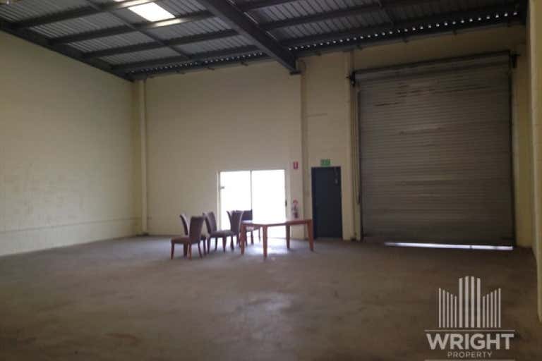 Unit 4, 9 Barnett Place Molendinar QLD 4214 - Image 4