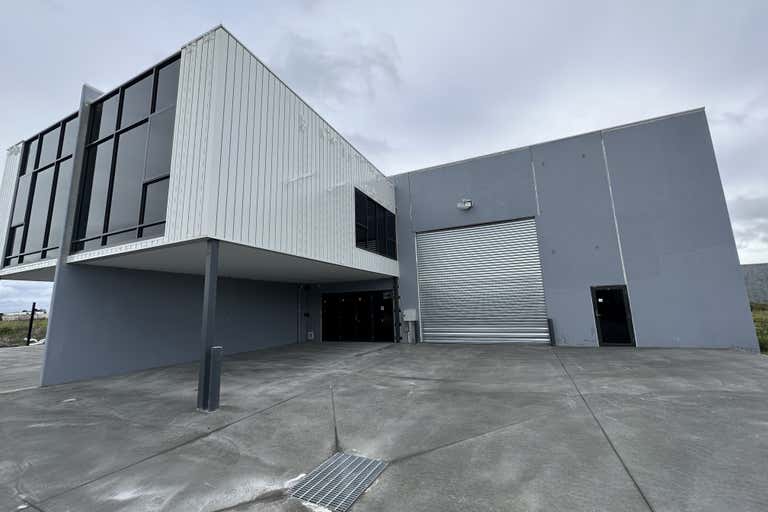 85 Yale Drive Epping VIC 3076 - Image 2