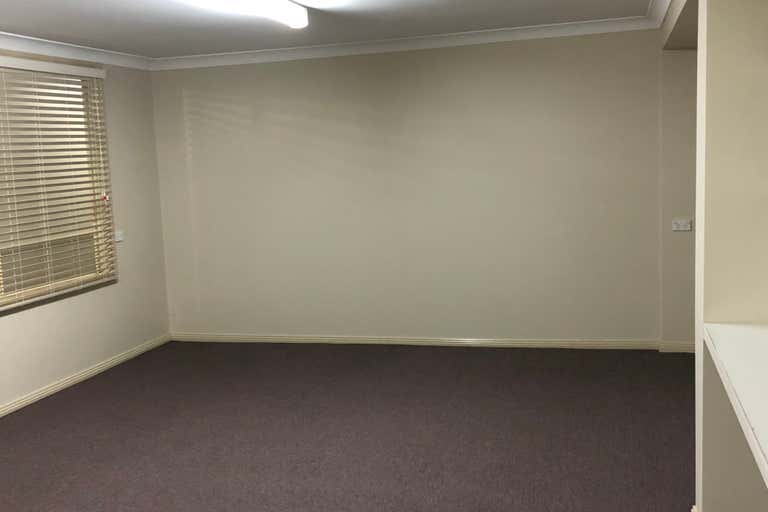 Suite 7 / 18 Sweaney Street Inverell NSW 2360 - Image 4