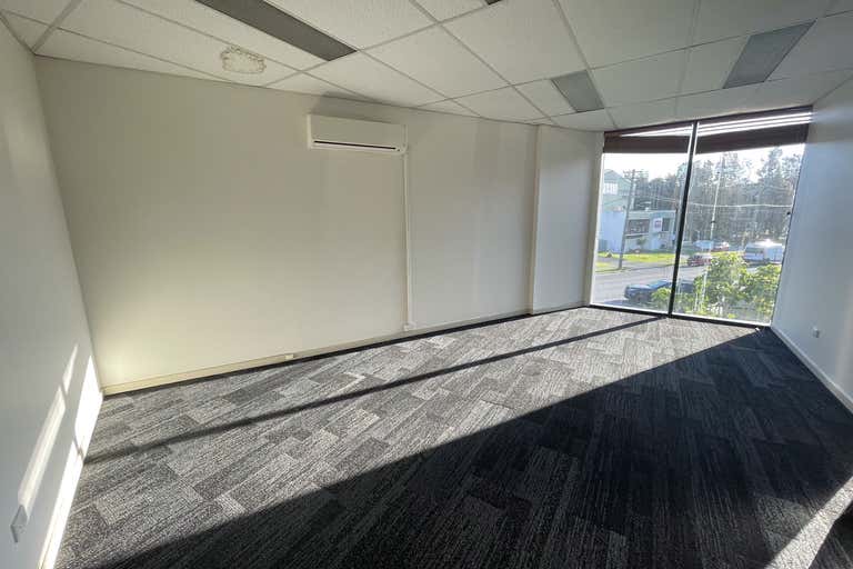 1/247 Nolan Street Unanderra NSW 2526 - Image 2