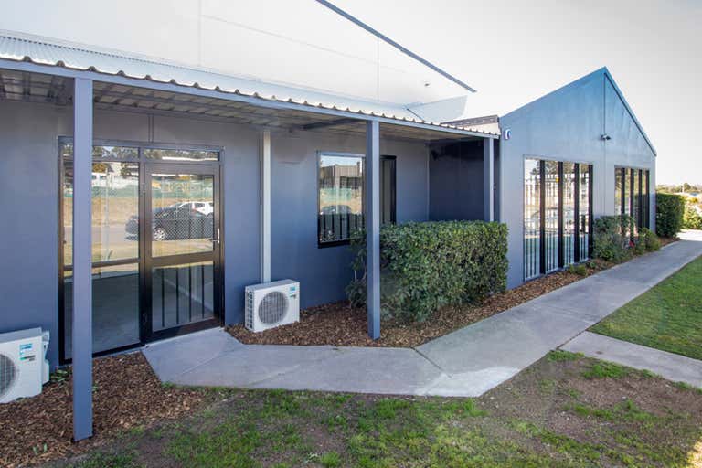 1/6 Huntingdale Drive Thornton NSW 2322 - Image 2