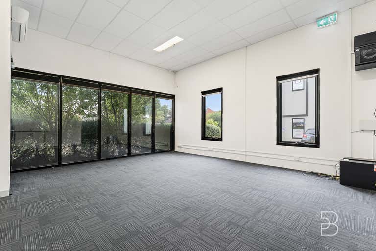 4/167 Hyde Street Yarraville VIC 3013 - Image 3