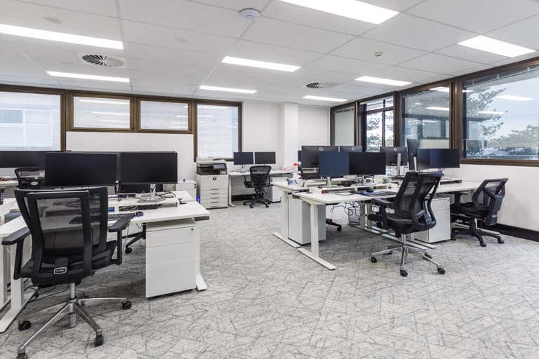 401-403/39 East Esplanade Manly NSW 2095 - Image 2