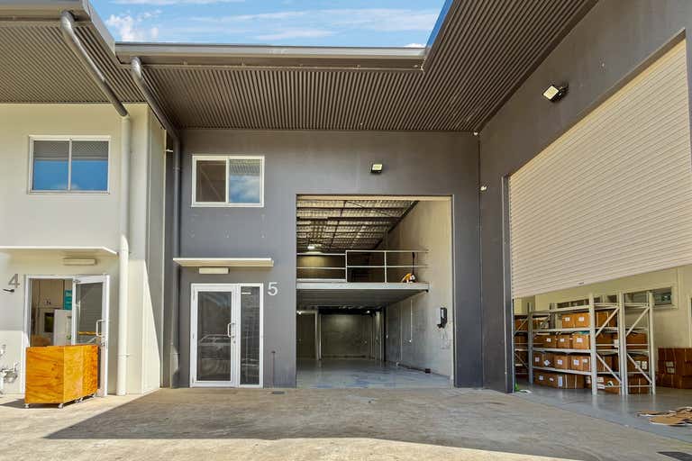 5/27 Service Street Maroochydore QLD 4558 - Image 3