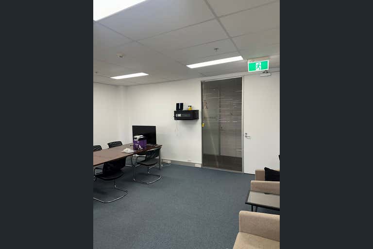 26/204-218 Dryburgh Street North Melbourne VIC 3051 - Image 4