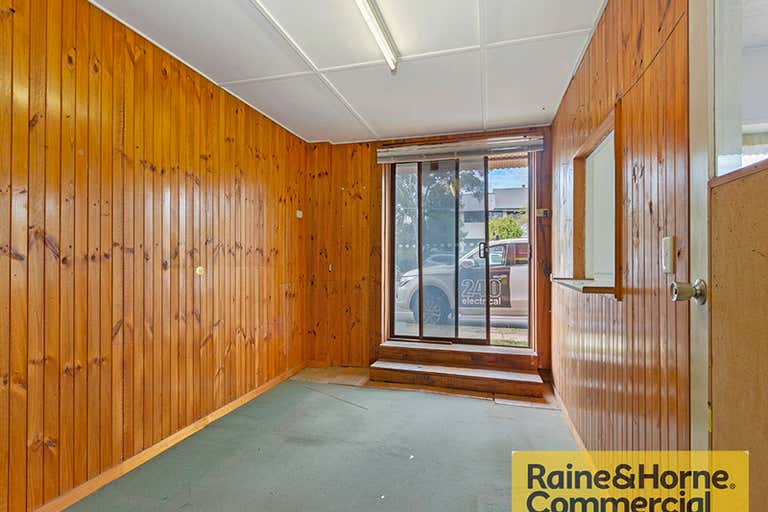 2/74 Webster Road Stafford QLD 4053 - Image 3