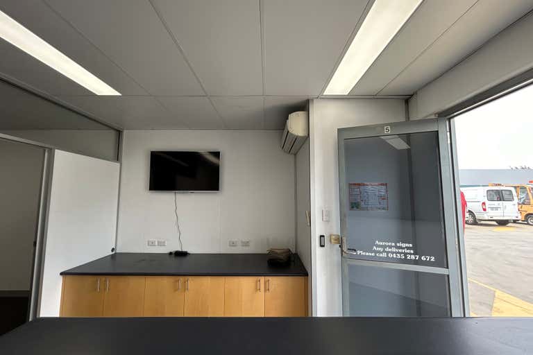 5/117 Flemington Road Mitchell ACT 2911 - Image 4