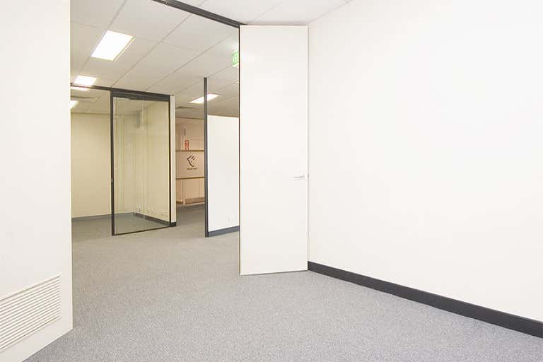 17/122 Arthur Street North Sydney NSW 2060 - Image 4