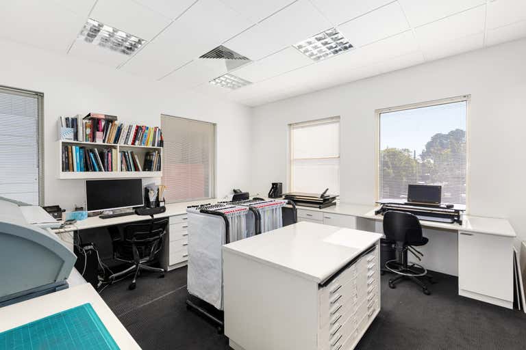 Level 1 Suite 3, 245 Bay Street Brighton VIC 3186 - Image 4