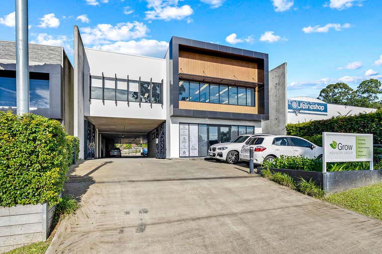 10 New Street Nerang QLD 4211 - Image 1