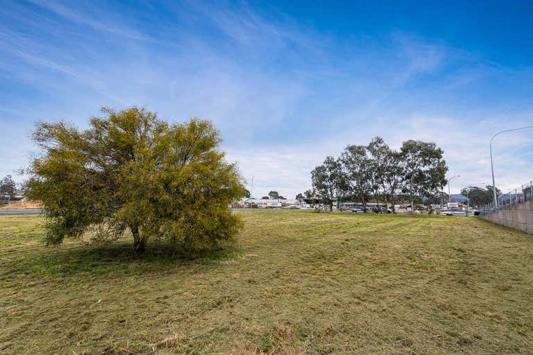 221  Fallon Street North Albury NSW 2640 - Image 4