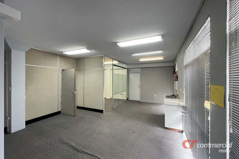 Unit 3, 32 Stirling Street Bunbury WA 6230 - Image 4