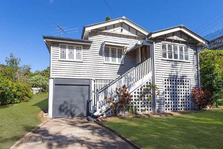 3 Chelmsford Avenue Ipswich QLD 4305 - Image 1