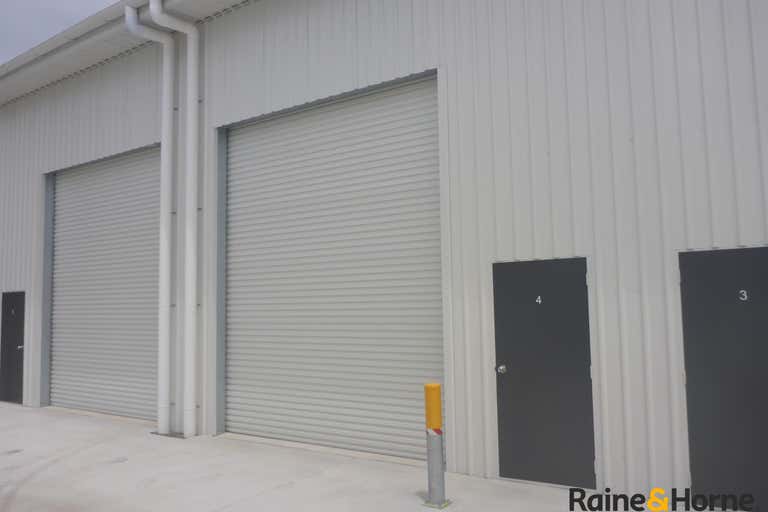 Unit 8, 33 Orontes Close Sancrox NSW 2446 - Image 2