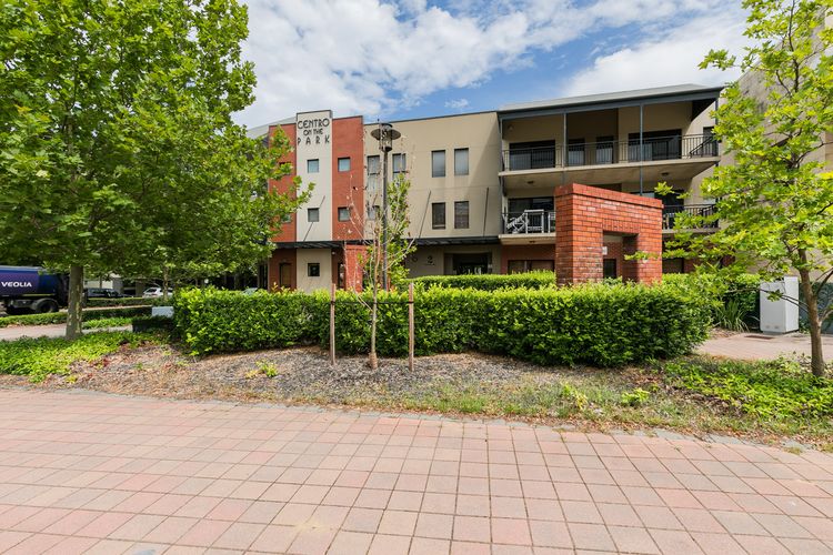 2/2 centro avenue Subiaco WA 6008 - Image 1