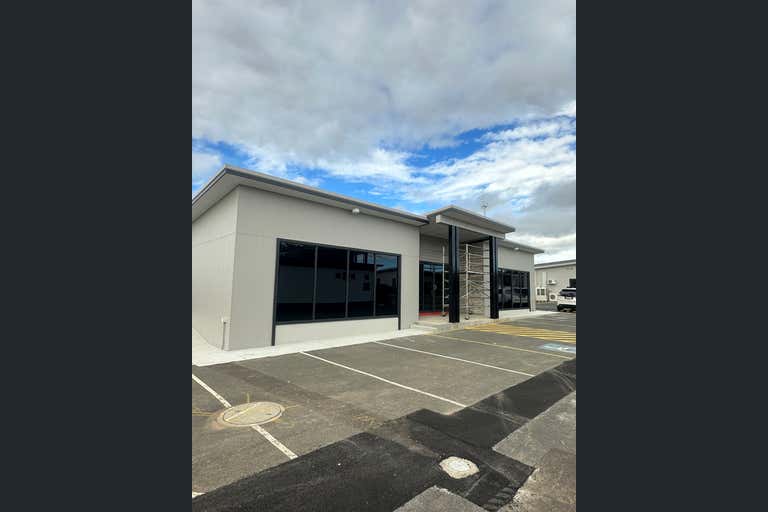 Building 5, 13-19 Ringers Road Tamworth NSW 2340 - Image 2