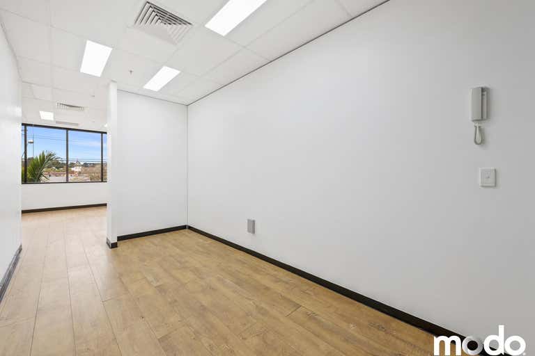 101/685 Burke Road Camberwell VIC 3124 - Image 4