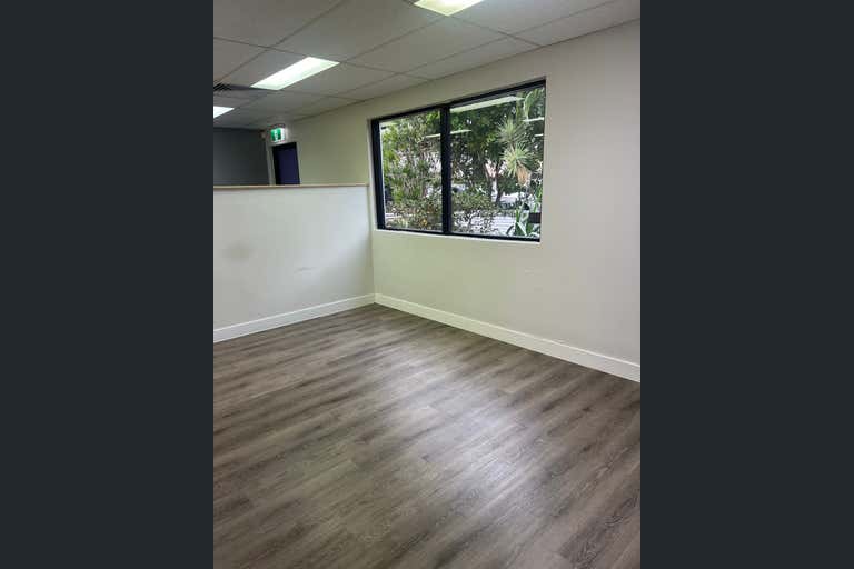 109 Upton Street Bundall QLD 4217 - Image 4