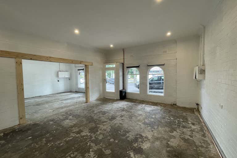 68  Bulla Road Strathmore VIC 3041 - Image 2