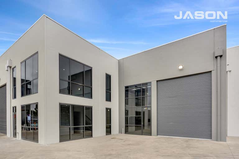 2/13 Poa Court Craigieburn VIC 3064 - Image 2