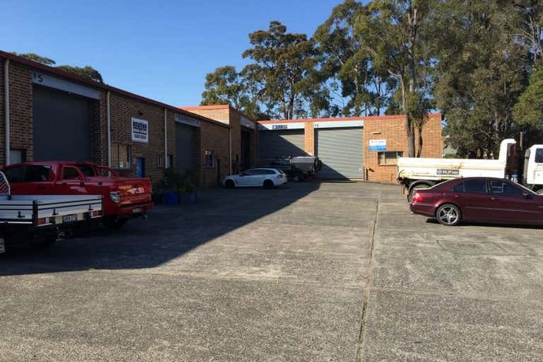 Unit 2, 2/9 Apprentice Drive Berkeley Vale NSW 2261 - Image 1