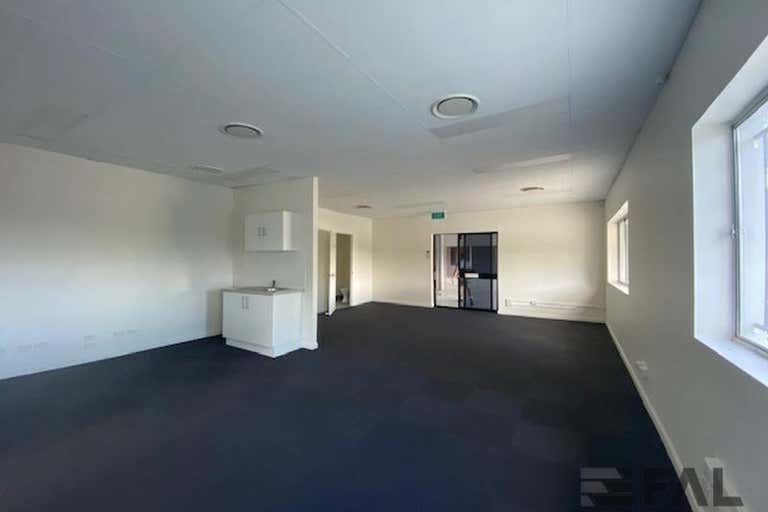 "My Jindalee Village", Suite  5, 62 Looranah Street Jindalee QLD 4074 - Image 1