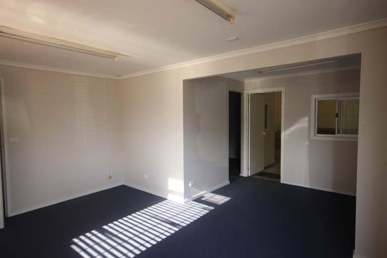 2/1 Nicole Close Bayswater North VIC 3153 - Image 3