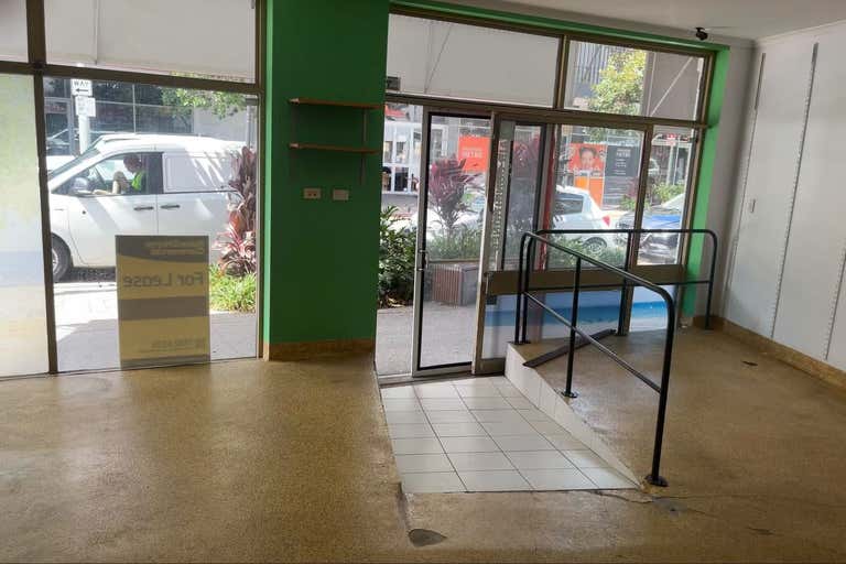 B, 5 Young Street Southport QLD 4215 - Image 3