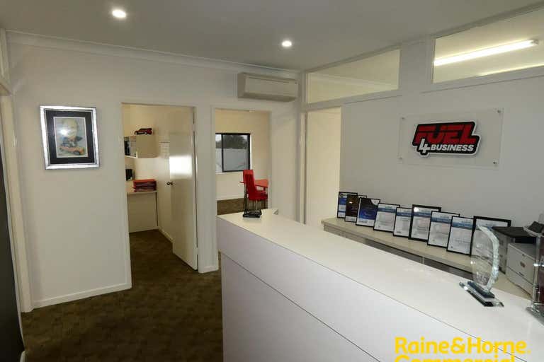 Suite 1, 122 William Street Port Macquarie NSW 2444 - Image 4