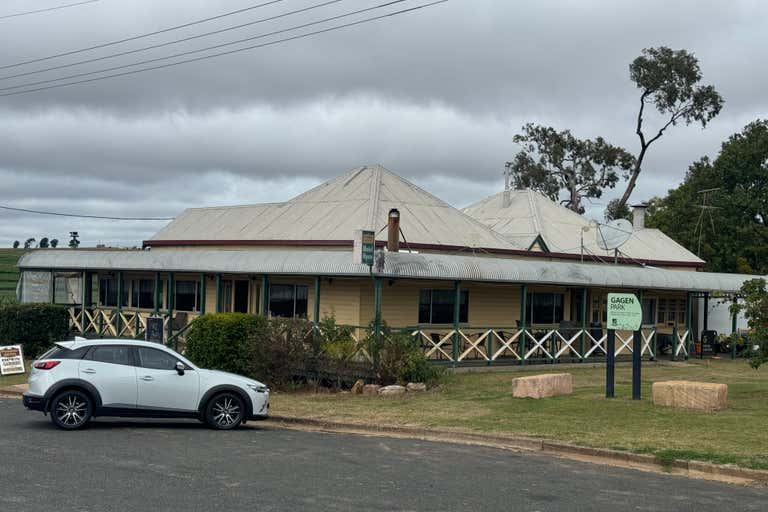 PIONEER HOTEL, 22 Oakey - Cooyar Road Kulpi QLD 4352 - Image 1