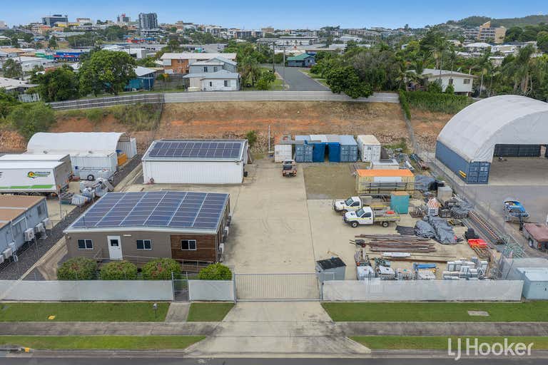 5 Warne Street Gladstone Central QLD 4680 - Image 1