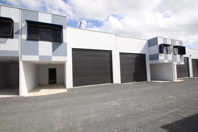 43/7 Waynote Place Unanderra NSW 2526 - Image 1