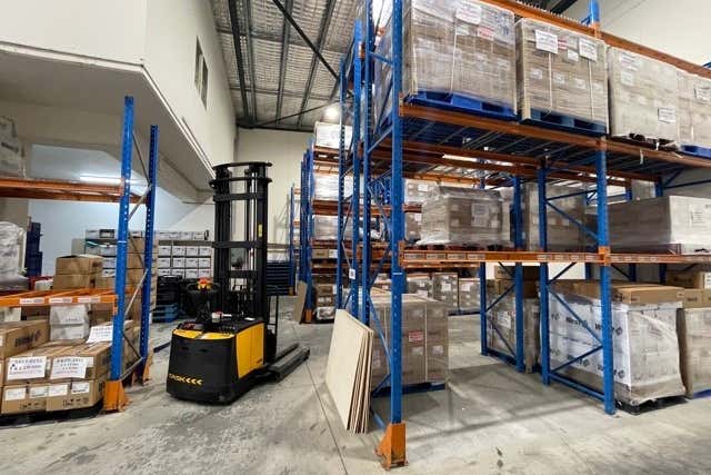 PREMIUM WAREHOUSE FACILITY - Image 3