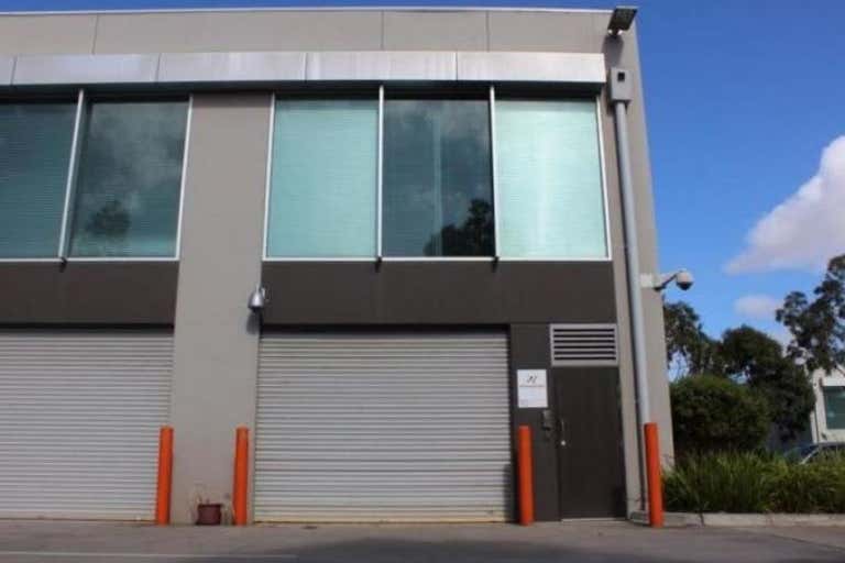 10/484 Graham Street Port Melbourne VIC 3207 - Image 2